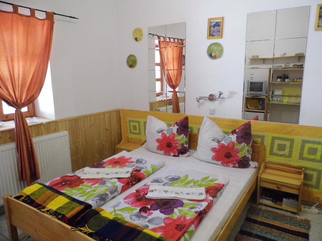 Bakonyi Apartmanhaz Eplény المظهر الخارجي الصورة