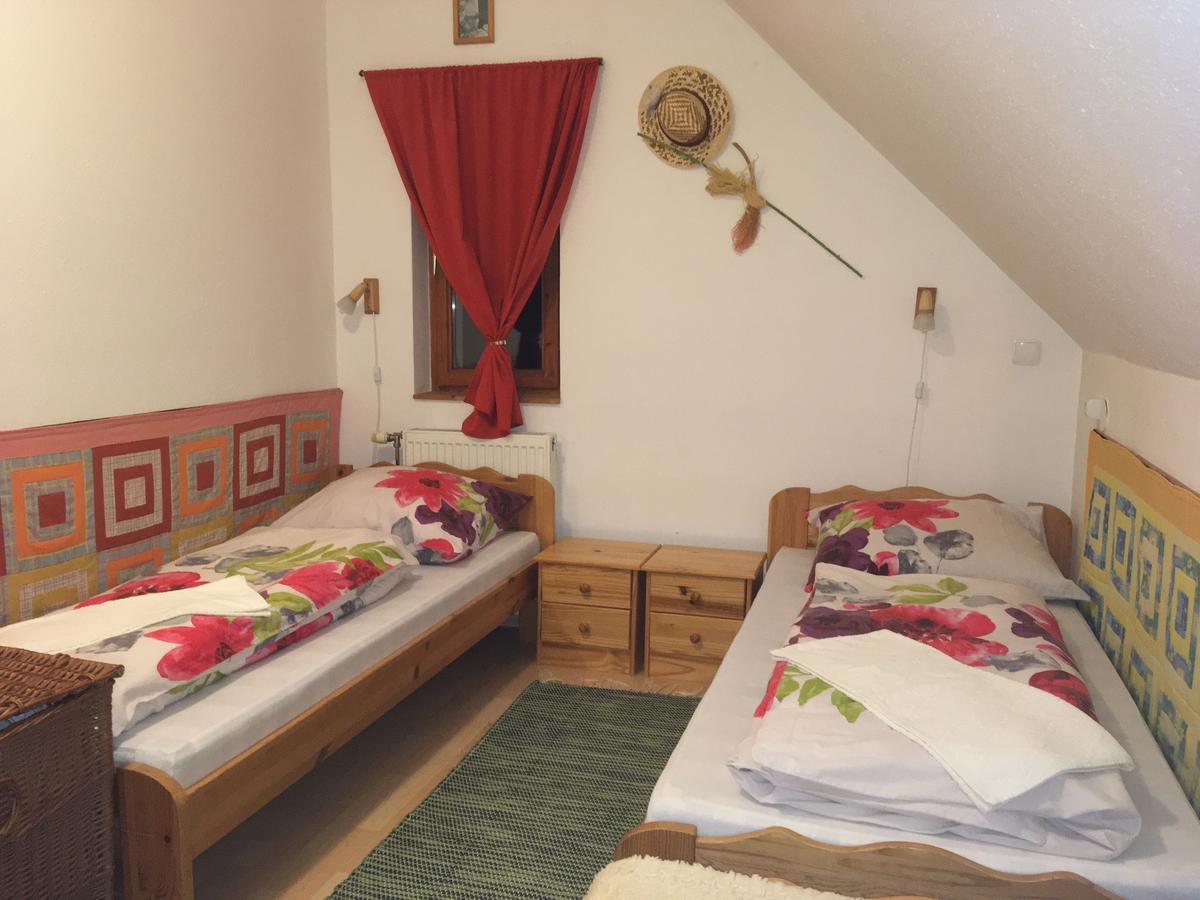Bakonyi Apartmanhaz Eplény المظهر الخارجي الصورة